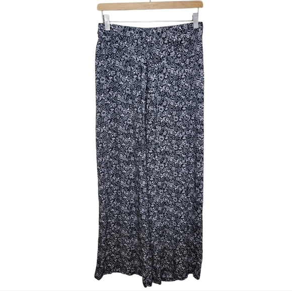 NWT Apricot | Black & Cream Ditsy Floral Palazzo Trousers Size Medium - Picture 1 of 7